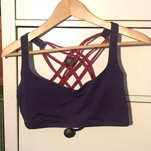 EUC Lululemon sports bra